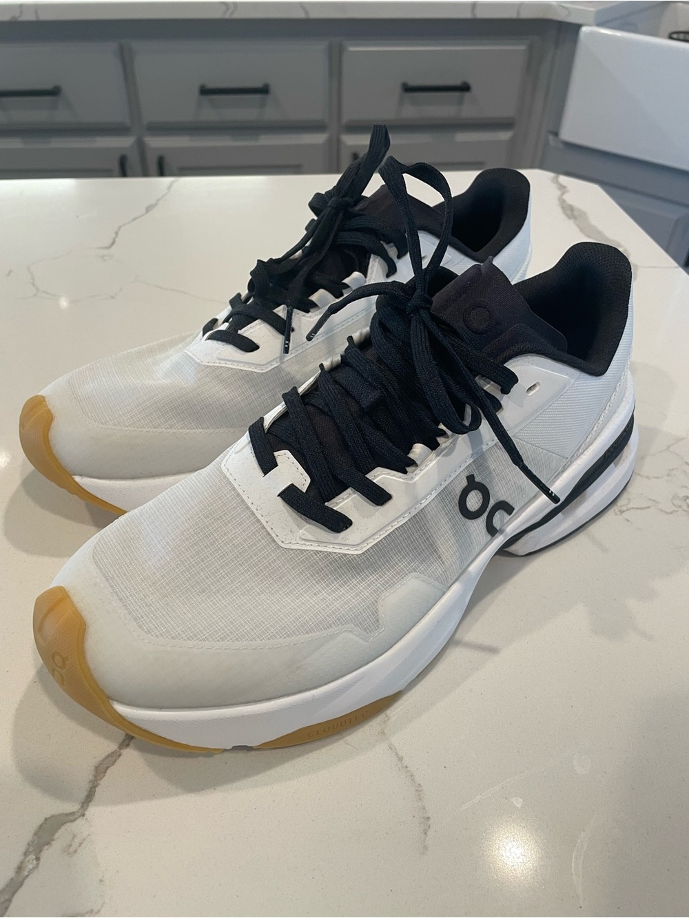 On - Cloudpulse Pro men’s training sneakers - Picture 2 of 6